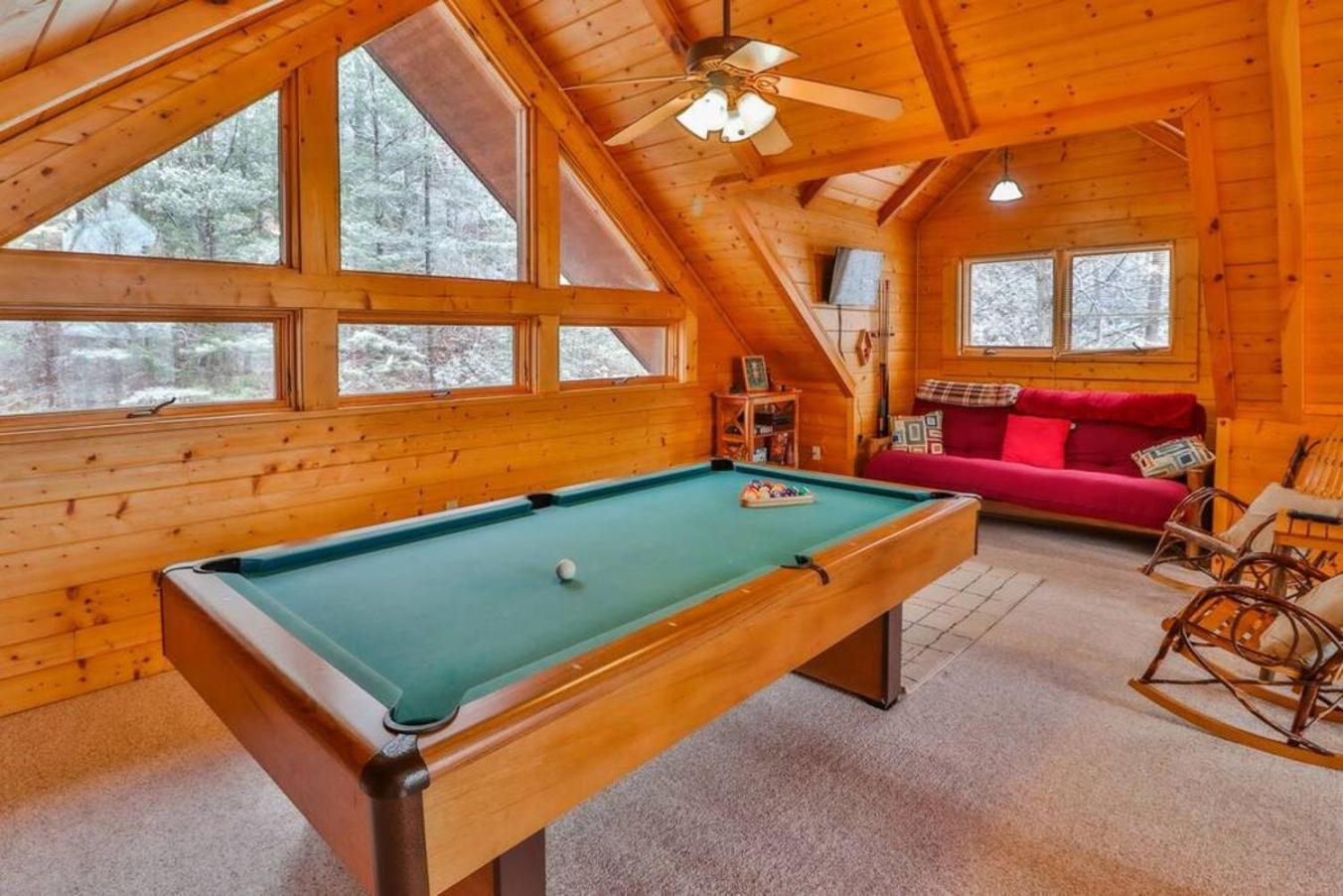 Romantic, Honeymoon Cabin In The Smokies! Gatlinburg Exterior photo