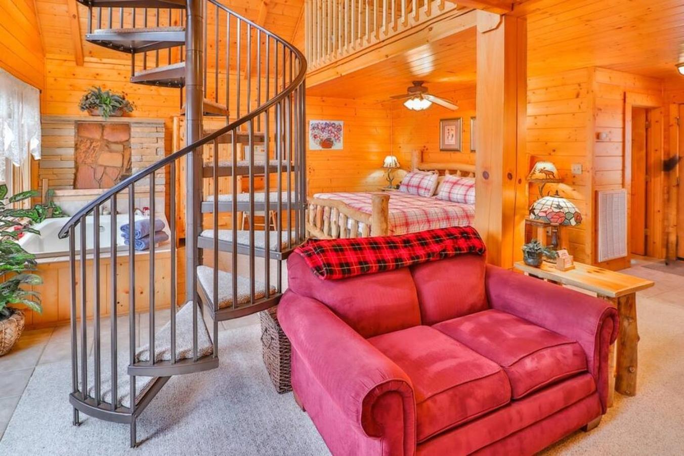 Romantic, Honeymoon Cabin In The Smokies! Gatlinburg Exterior photo