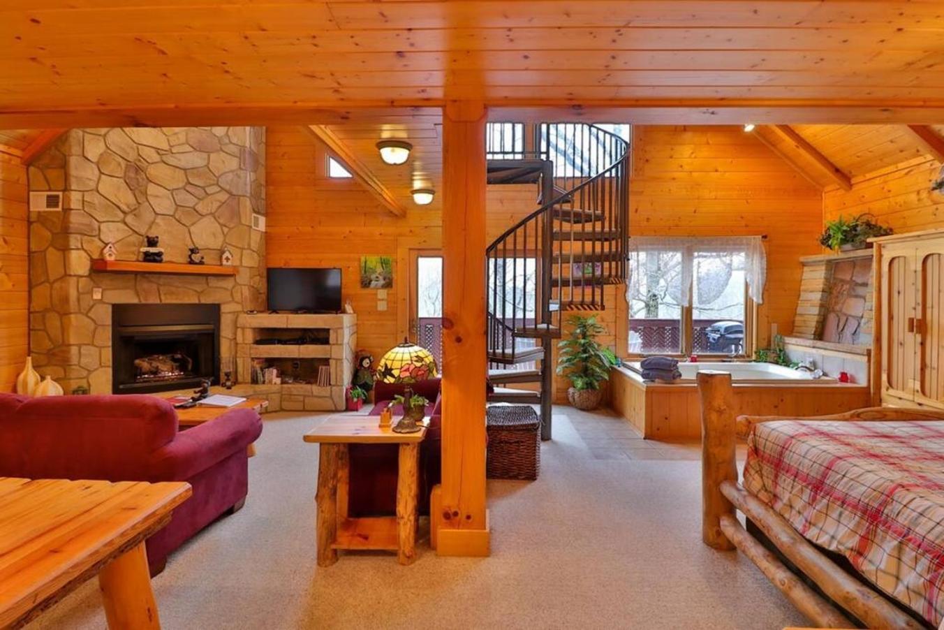 Romantic, Honeymoon Cabin In The Smokies! Gatlinburg Exterior photo